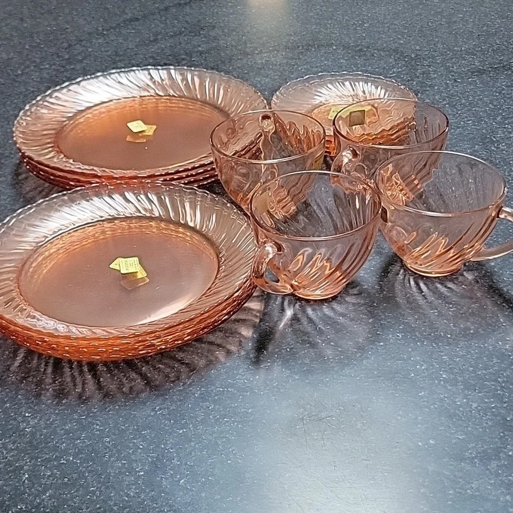 Vintage Arcoroc Dinne Set for 4 Rosaline Made France Midcentury Modern 16 Pieces